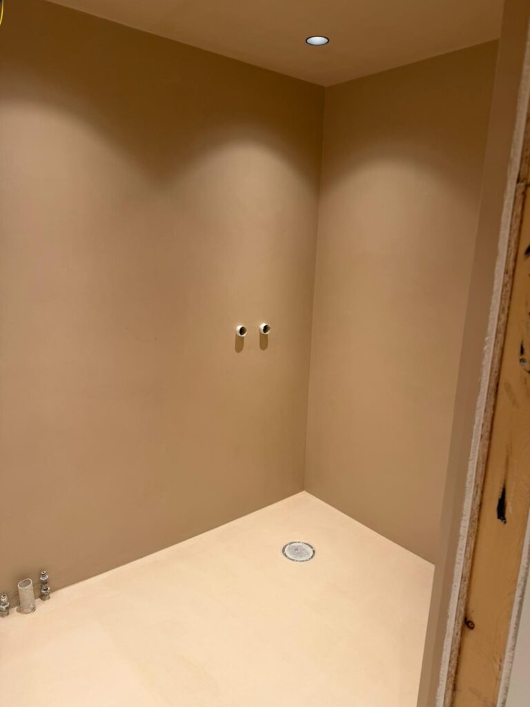 Microcement bathroom construction progress - walls and ceiling Norway