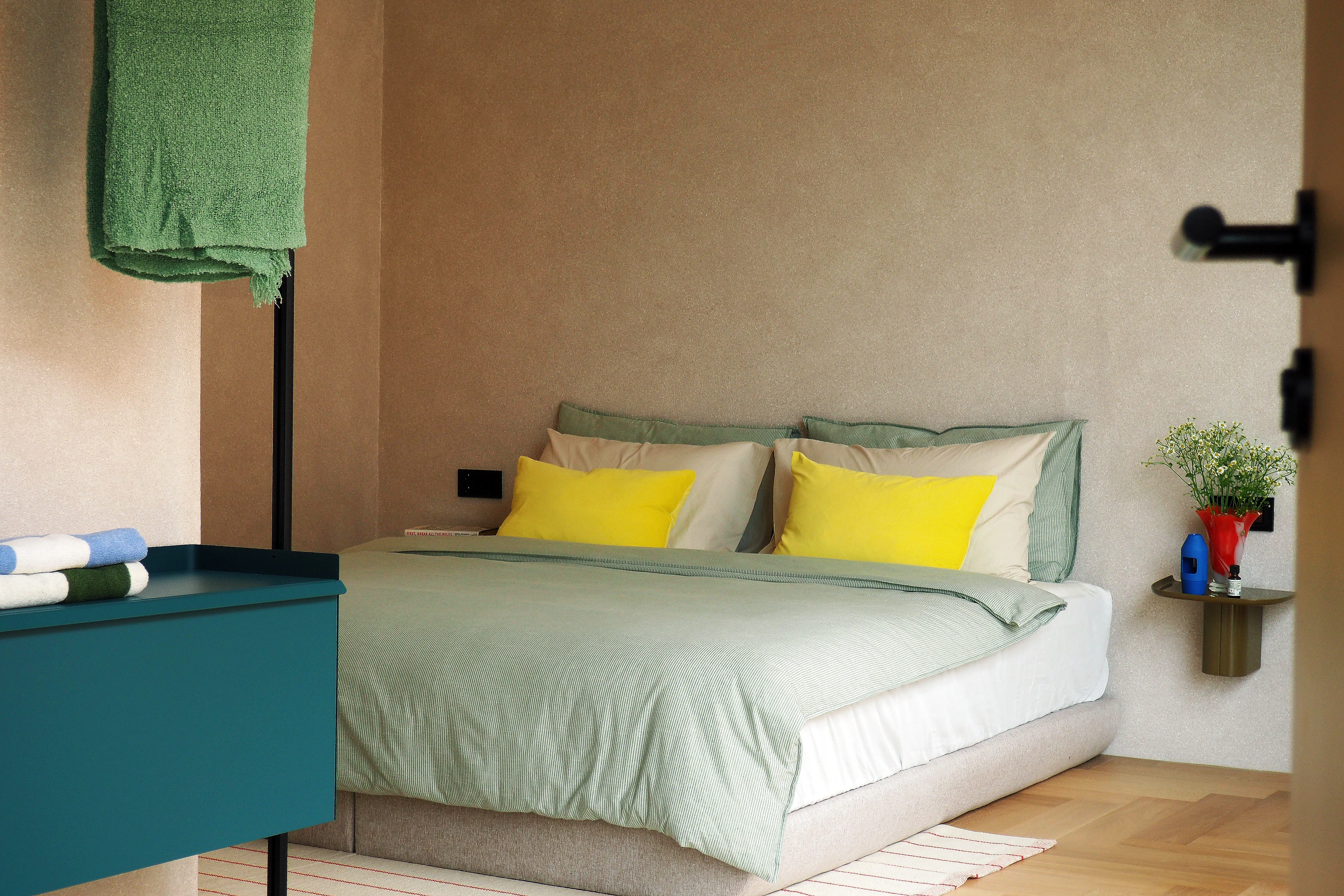 Alom Ari Residence — Bedroom detail