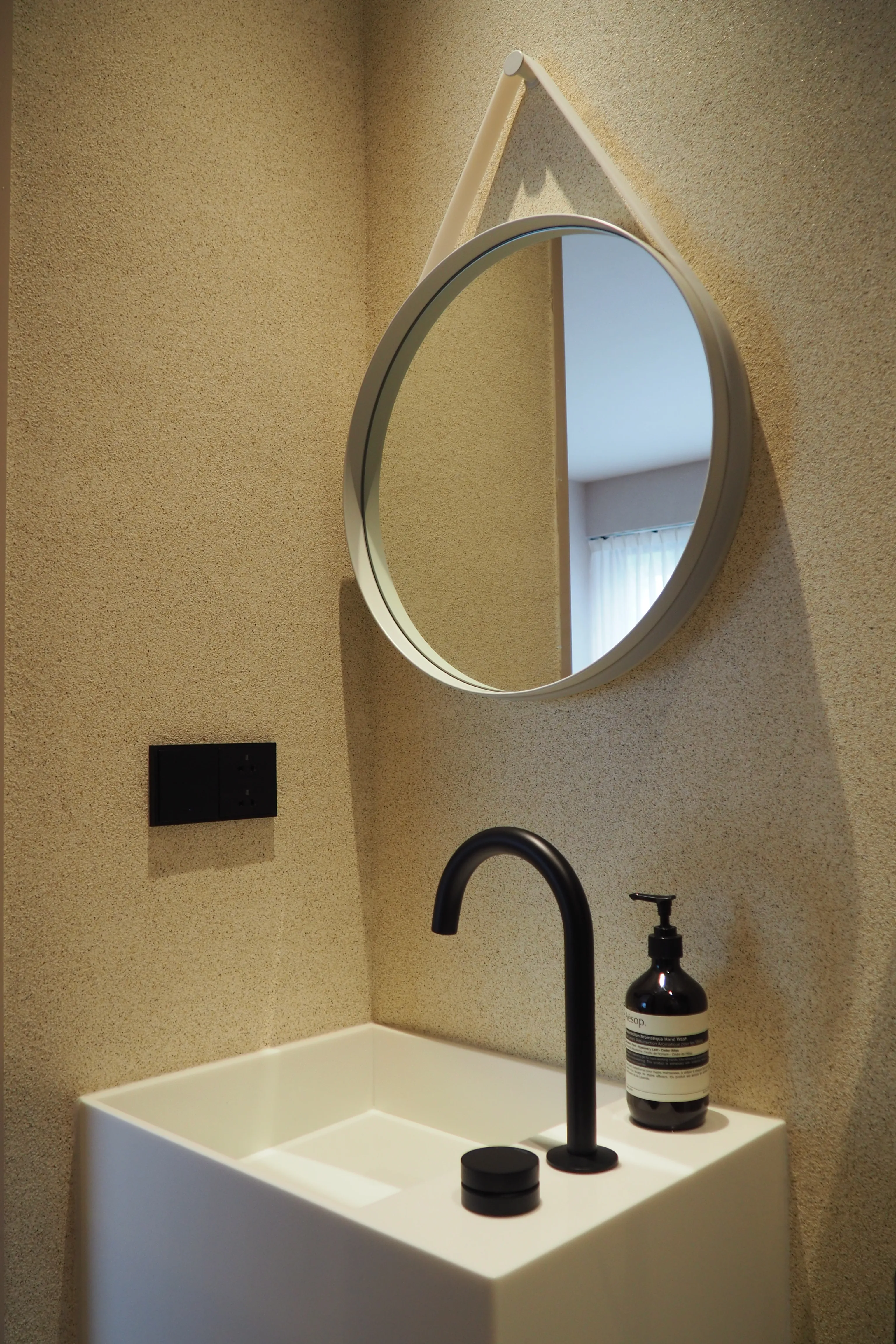 Alom Ari Residence — Project overview