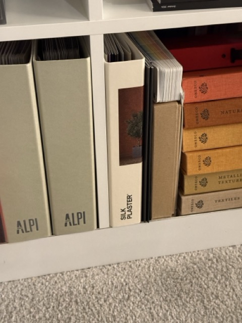 Archideco Designer's Library shelves with ALPI veneer sample binders